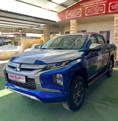 ميتشوبيشي 2023 L200