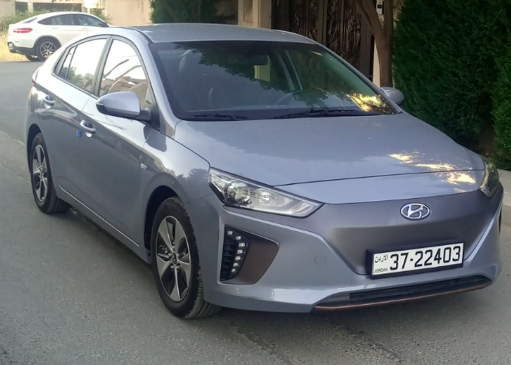 هونداي ايونك 2018 كهرباء سكني ميتالك عداد 26 الف