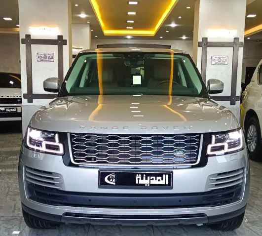 رنج روفر 2020 P400e لون مميز بحالة الوكالة