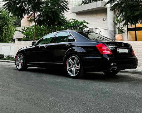 مرسيدس S400 2010 بحالة الوكالة ممشى قليل