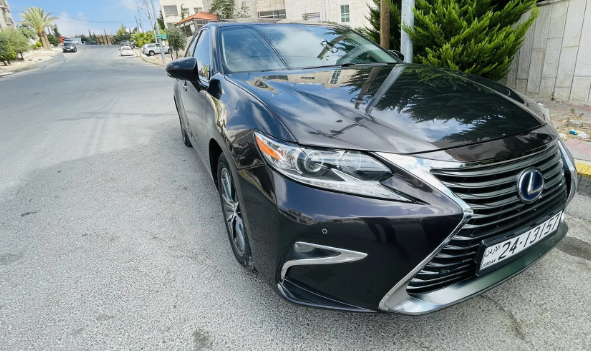 لكزس ES 300 h 2013