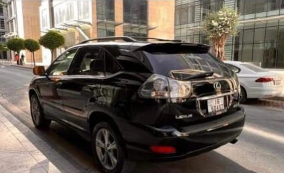 ليكزس Rx400 للبيع وقابل للبدل