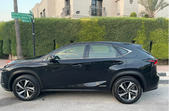 لكزس nx300 للبيع وارد المركزية