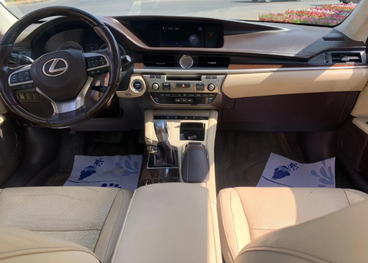 لكزز 2016 ES300 لمتد فل مواصفات اعلى صنف عداد قليل