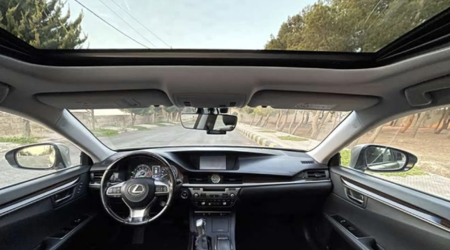 لكزس es300h فل كامل بحاله ممتازه