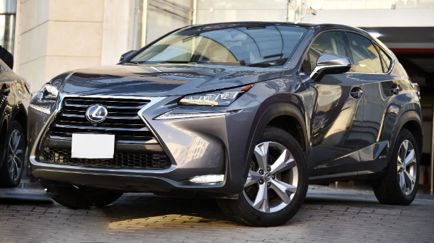 Lexus NX300h 2017 وارد وكفالة الوكالة (المركزية)   المسافة المقطوعة: 73 الف كم