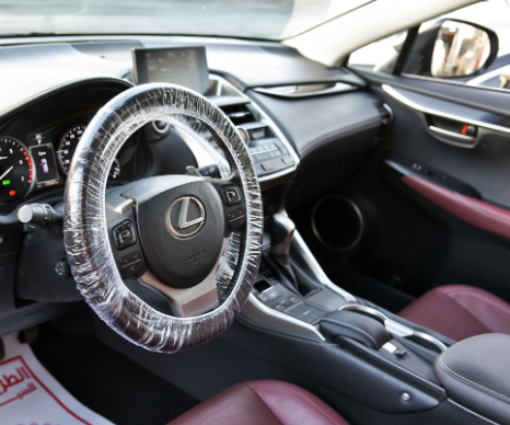 Lexus NX300h 2017 وارد وكفالة الوكالة (المركزية)   المسافة المقطوعة: 73 الف كم