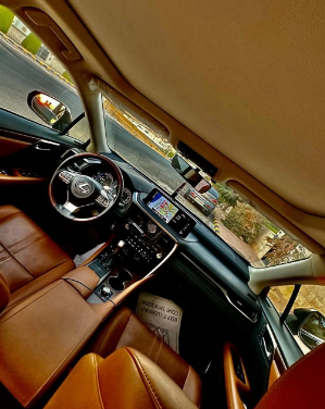 سيارة لكزس RX450 موديل 2021