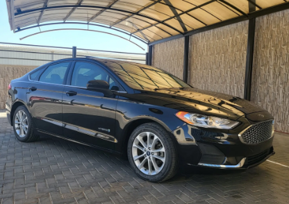 l2019. Ford Fusion ‏أسود فتحة ملوكي