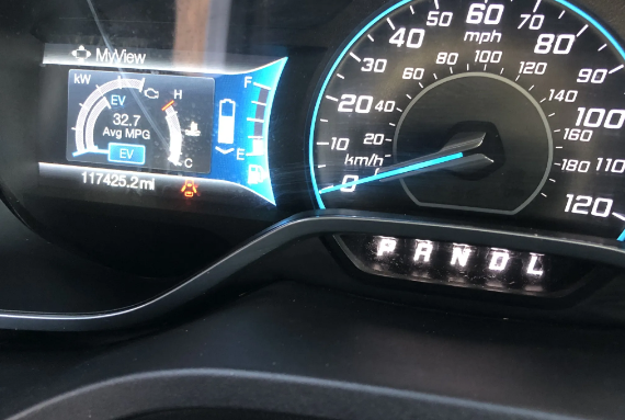 فورد سيماكس 2015(c-max) 7 جيد استخدام شخصي وممشى قليل وبسعر 11900 دينار