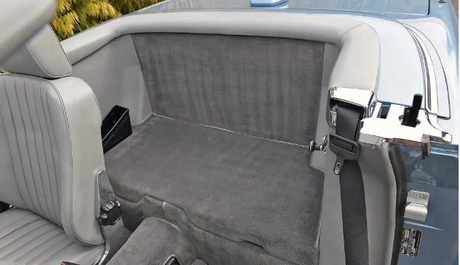 Classic CAR مرسيدس اس ال 560 كشف 1987 Mercedes 560 SL Convertible