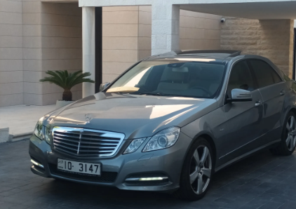 مرسيدس E 200 وارد الوكالة قاطعة مسافة 35 الف كيلو فقط