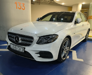 Mercedes Benz E350e plug in hybrid AMG kit وارد الشركه غرغور