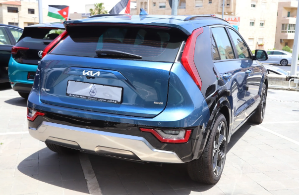 كيا نيرو 2022تورنج