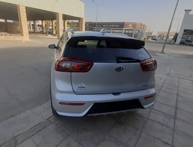 كيا نيرو موديل 2019 لون سلڤر