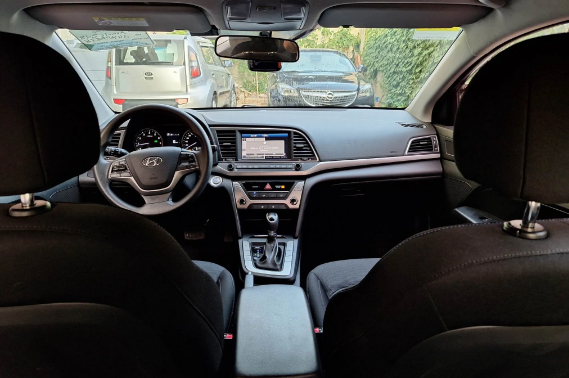 هيونداي افانتي 2018 AD بصمه فحص كامل7جيد جمرك جديد