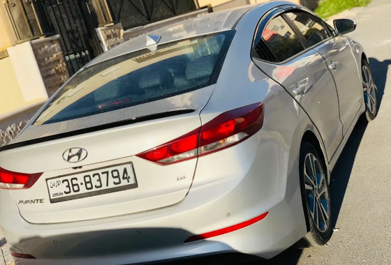 هيونداي افانتي 2018, فل ما عدا الفتحة , فحص كامل, لقطة