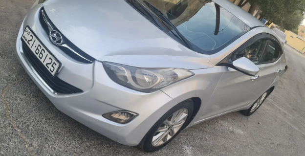 هونداي افانتي 2012 md اتوماتيك سلفر بنزين اصلي بحالة الوكالة