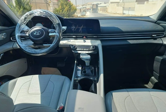هونداي النترا للبيع بسعر حرق هايبرد 4 جيد