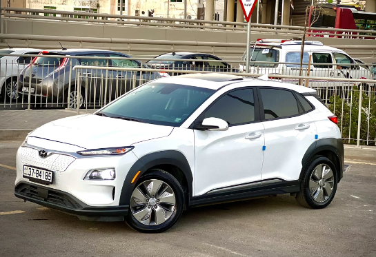 هونداي كونا 2121 كهرباء كامل عداد 40الف فل كامل جمرك جديد