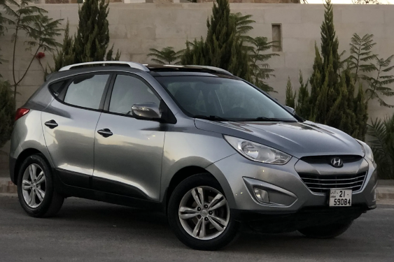 هيونداي توسان 2013 فل كامل اعلى مواصفات بحالة الشَركة (مالك واحد من الشركة)