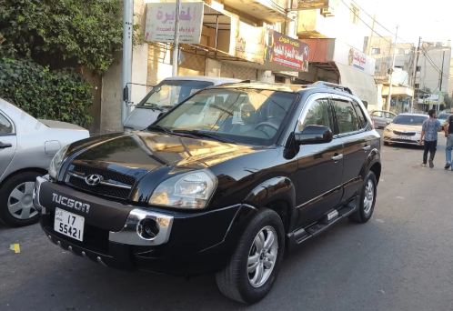 هونداي توسان قير اتوماتيك ماتور 2000cc 7جيد