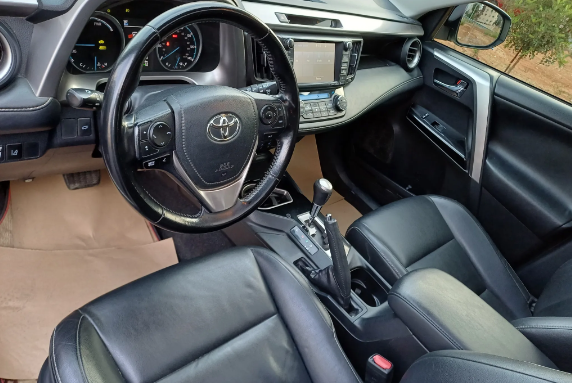 تويوتا راف فورت موديل 2016 فل كامل اعلى صنف لمتد