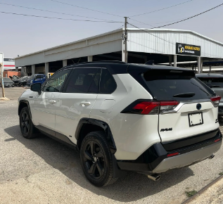 تويوتا راف فور سبور بلاك ايديشن 2020 لؤلؤي للبيع