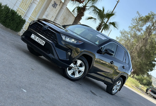 تويوتا راف فور ((2020)) LE فورويل، جمرك جديد، بحالة الوكاله، بسعر مغري..