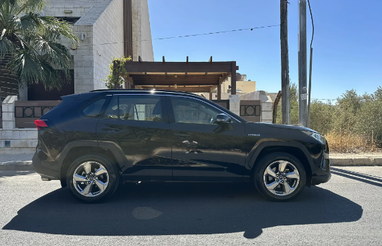 راف فور XLE فل فتحة وارد (المركزية) فحص كامل تحت كفالة الشركة المركزية بافضل سعر بالسوق