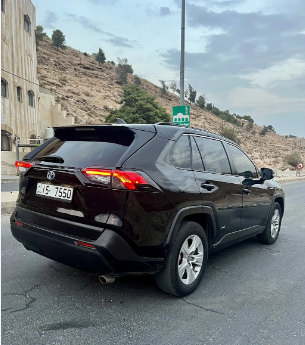 راف فور RAV4 2019 XLE دفع رباعي فل اضافات فتحه سقف