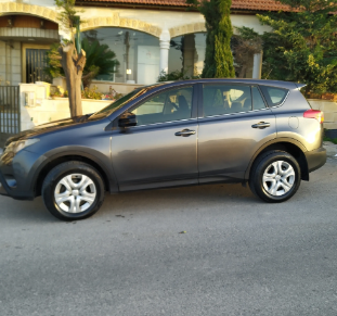 جيب راف فور 2015 بنزين لقطه وسعر حرق4*4 اتومتك تمتع بالقوه والفخامه موديل 2015 تلفون