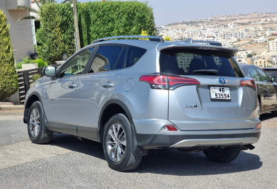 TOYOTA RAV4 Hybrid 2018 LE