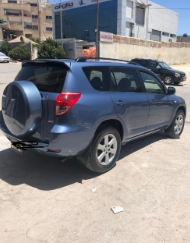 تويوتا RAV4 للبيع