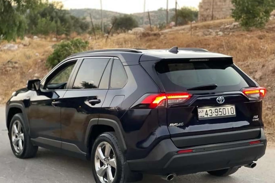 راف فور 2019 XLE فل كامل فتحة وارد (المركزية) بسعر مغري بحالة الوكالة