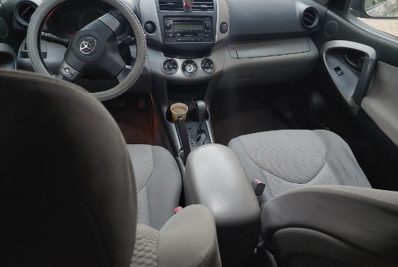 تيوتا جيب راف فور 2007 للبيع