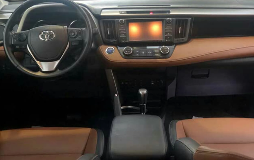 تويوتا راف فور 2017