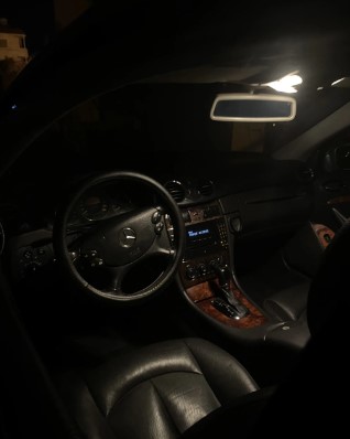 Mercedes Benz clk200