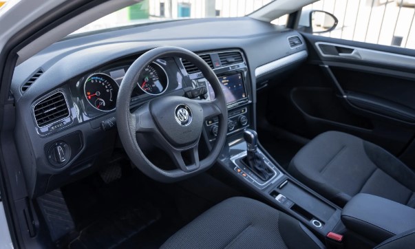 اي جولف الكهربائية/ افضل سعر في المجرة من موتورلاند