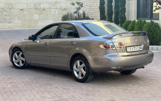 مازدا زووم 6 موديل 2005 فل كامل عدا الفتحه