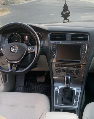 اي جولف 2016 بريميوم بحالة ممتازة