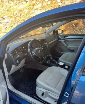 اي جولف بريميوم 2015 بسعر مغري