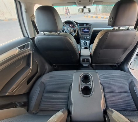 فولكسفاغن اي جولف 2020 شبه زيرو.. ممشى قليل جدا