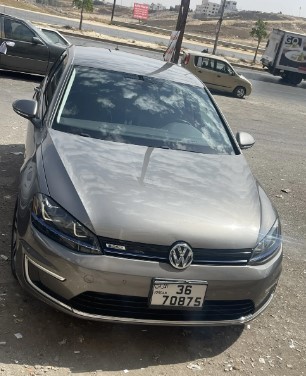 E golf 2015 بحاله ممتازه جدا وممشى قليل