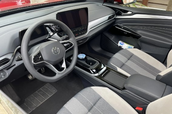 ID-4 pure plus بحالة الوكاله