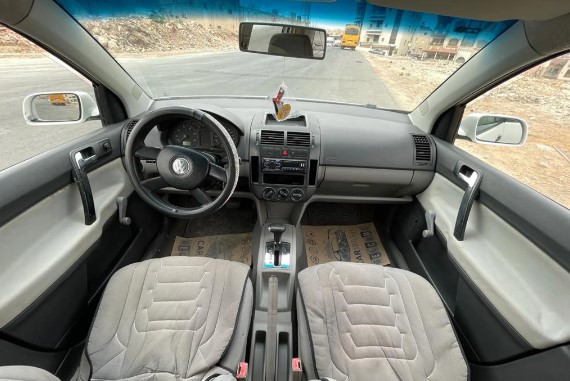 جولف بولو 2005 بحاله الوكاله مالك واحد من الوكاله بسعر مغري