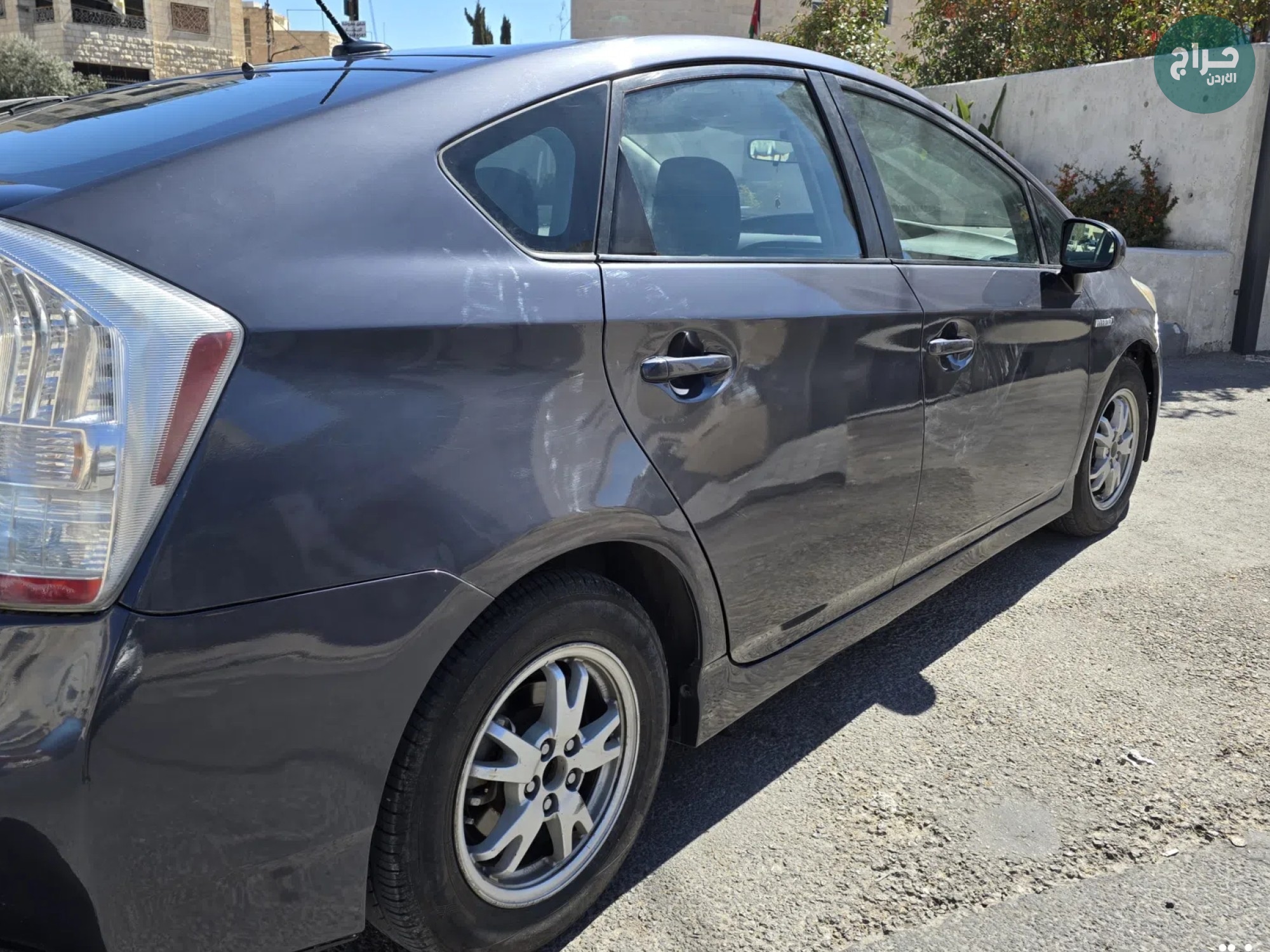 تويوتا بريوس ⁦2011⁩ بطارية مركزية وكالة فحص جيد و دهان و كوشوك جديد