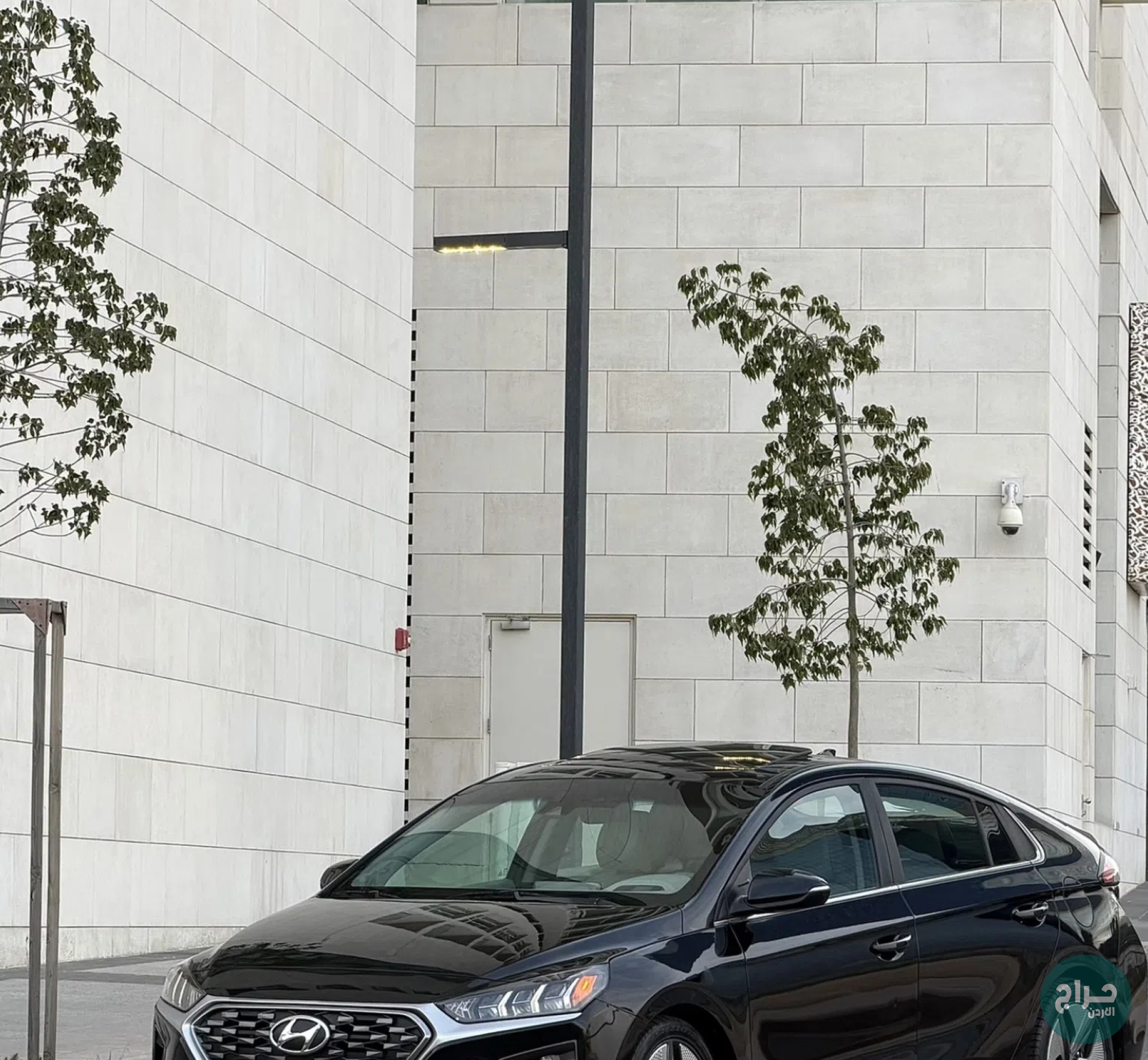 هيواندي ايونيك ⁦2020⁩ لون اسود مميزه فحص كامل كرت ابيض فل الفل اعلى صنف جميع الاضافات عداد ⁦40⁩ الف